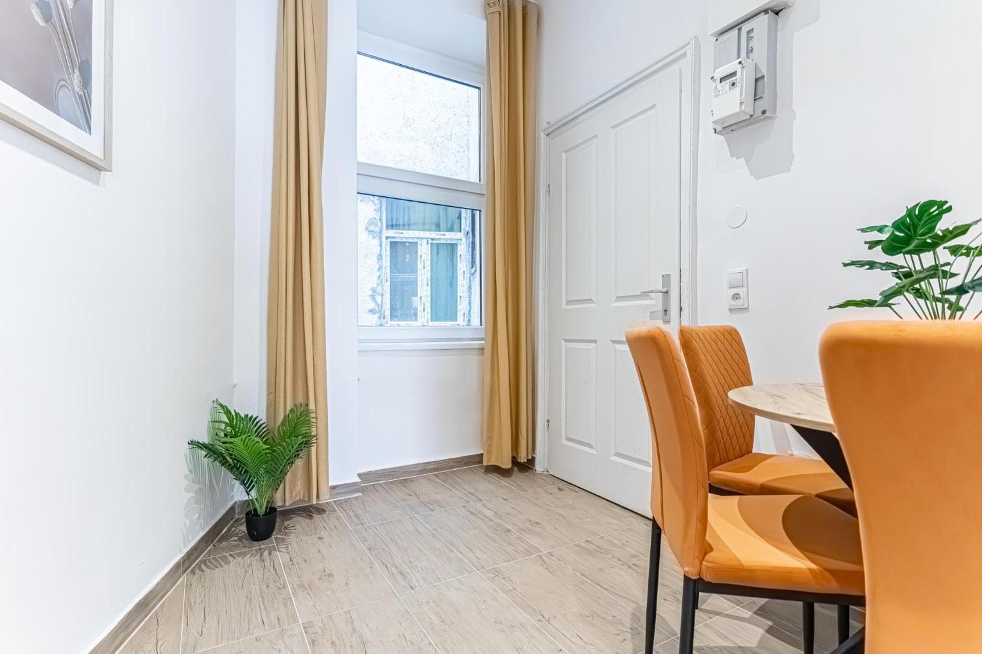 Cost Effective City Life 1Br In Classic Building Wien Exteriör bild